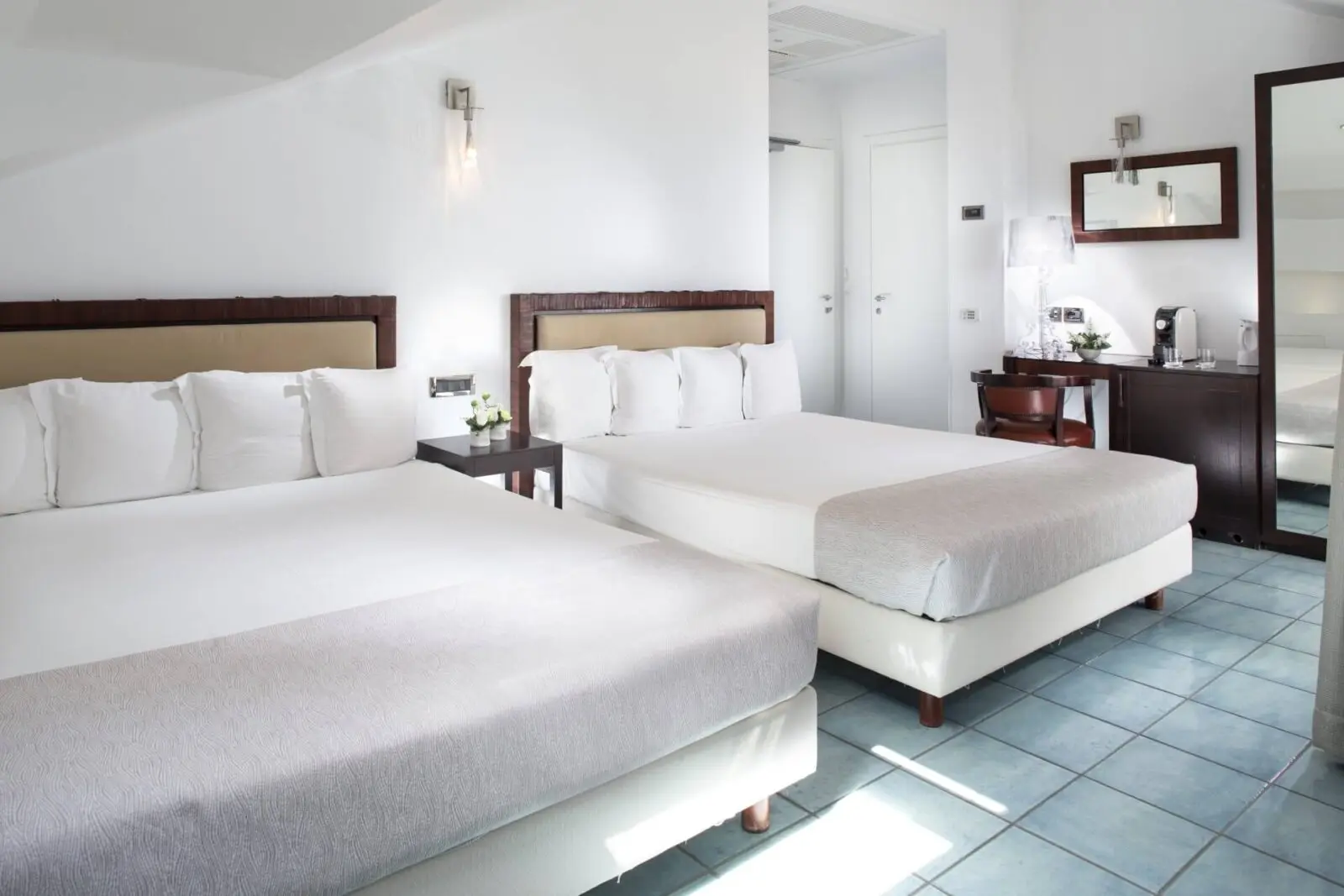 Junior Suite vista mare laterale e frontale