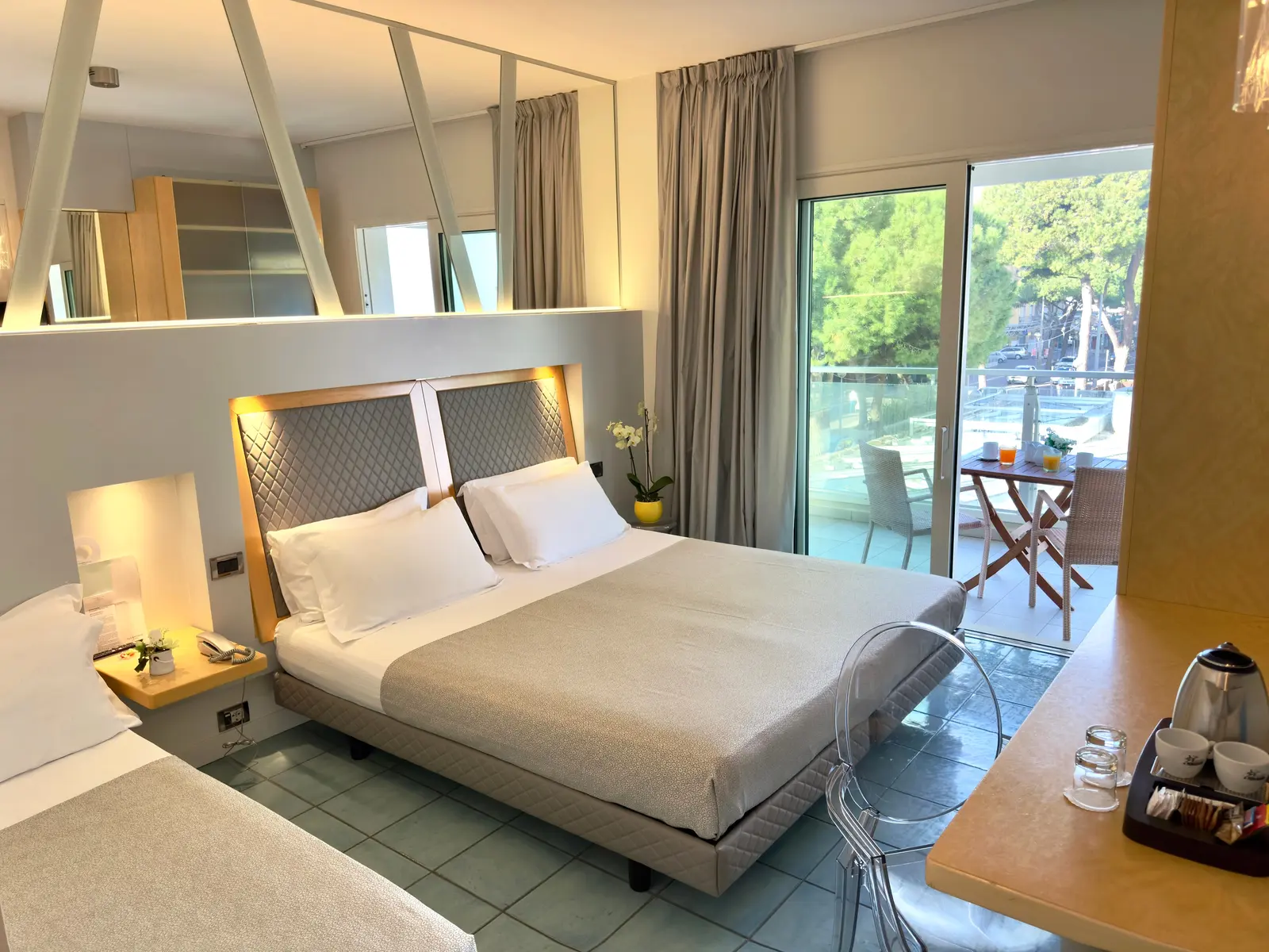 Tripla Classic vista mare laterale