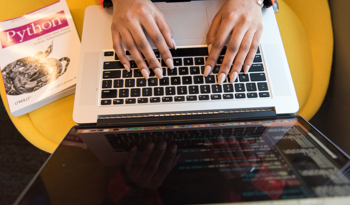 Caso studio: sito web B2B per un'azienda ortofrutticola a Vittoria | MizzikaWeb Caso studio: sito web B2B per un'azienda ortofrutticola a Vittoria – azienda ortofrutticola orientata al B2B